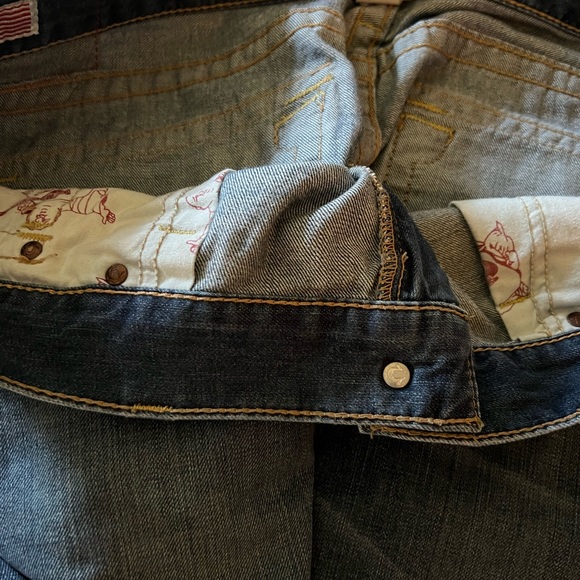 Mens like new true religion jeans 44x31 - Picture 3 of 5
